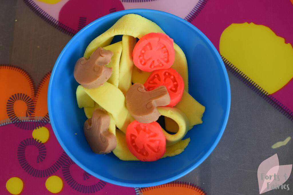 Play-Doh My Kitchen Creations, Noodle Makin’ Mania